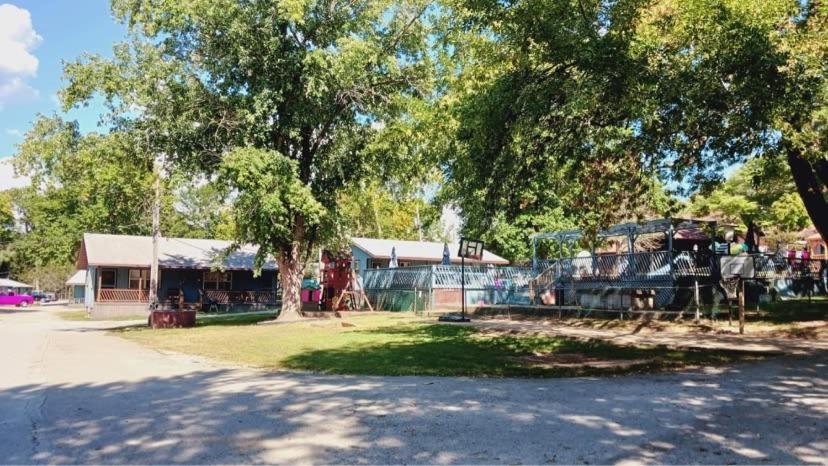 Blue Haven 1 Bed Regular Holiday home Branson