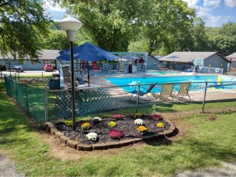 Blue Haven 1 Bed Regular Holiday home