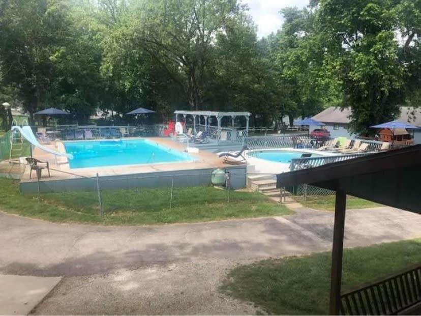 Blue Haven 1 Bed Regular Holiday home Branson