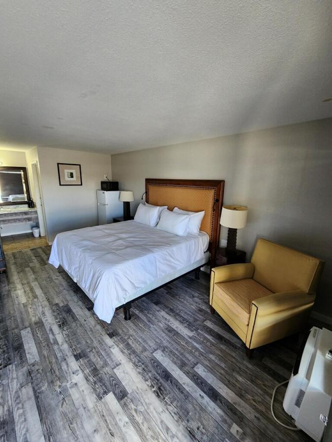 Hotel Ozarks *