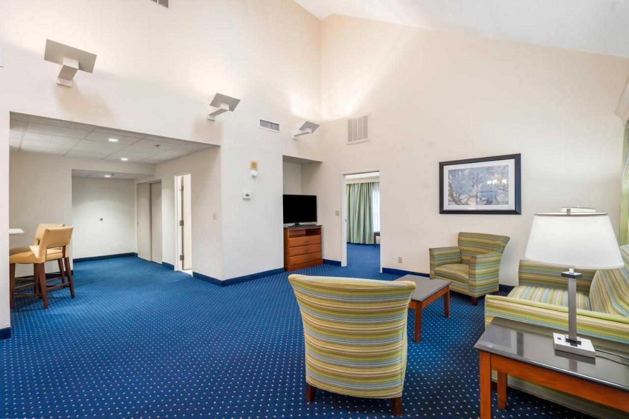 Hotel Thousand Hills Branson