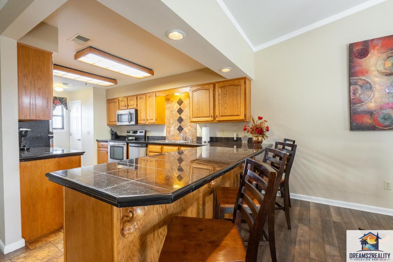 2br - 2 Pools - Close To The Strip - Free Tickets Included - Fha-27 Holiday home