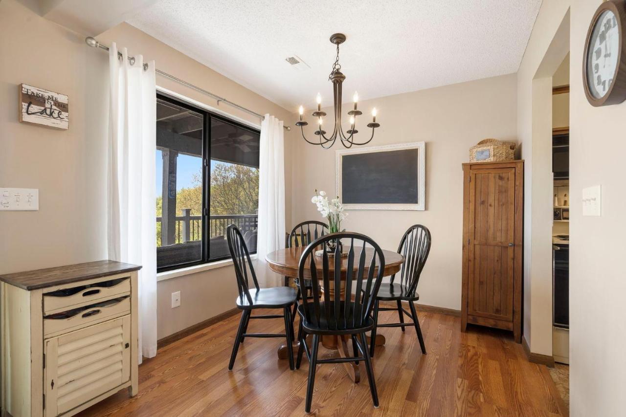 Black Walnut -- 405 Branson