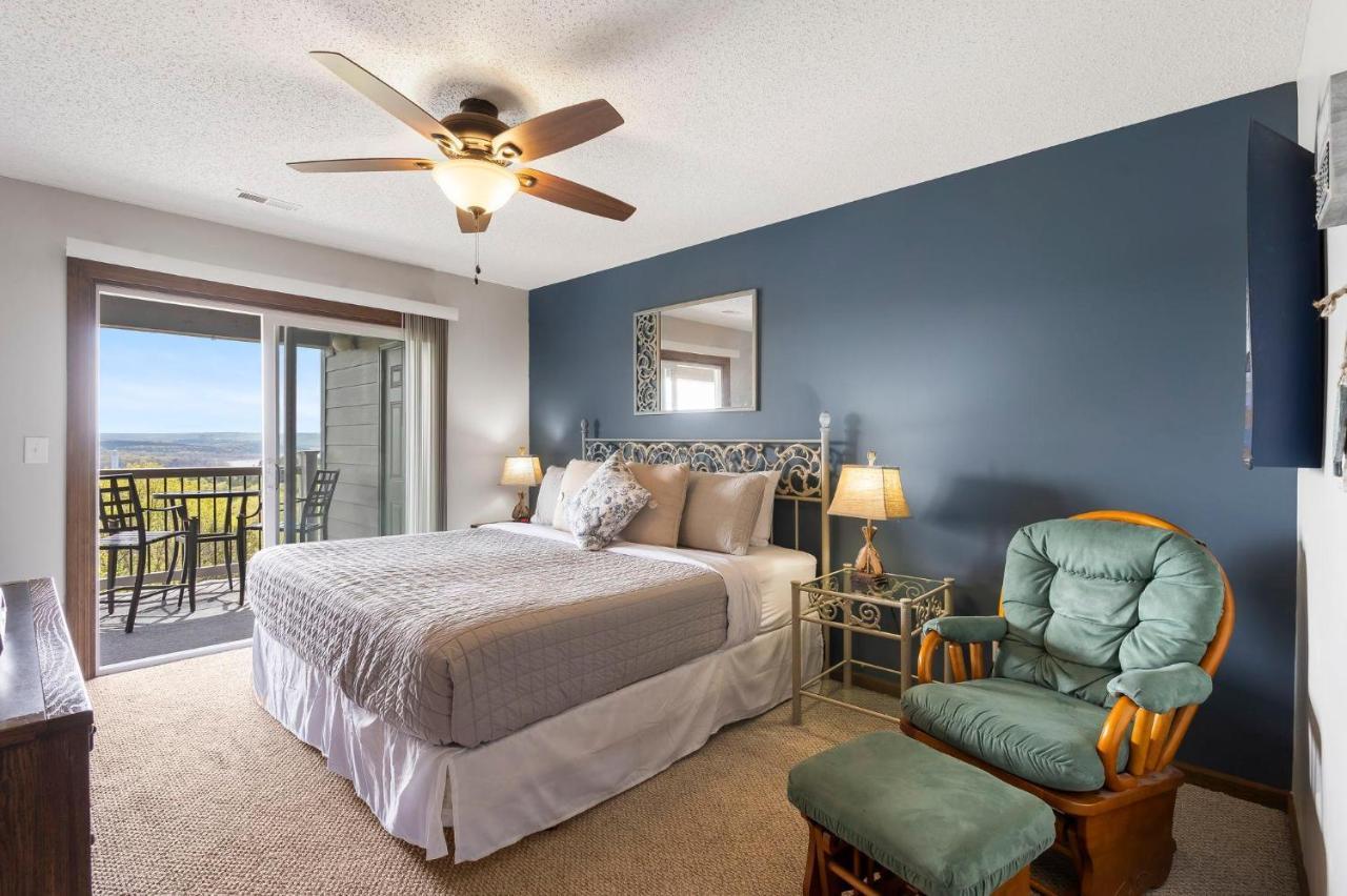 Holiday home Black Walnut -- 405