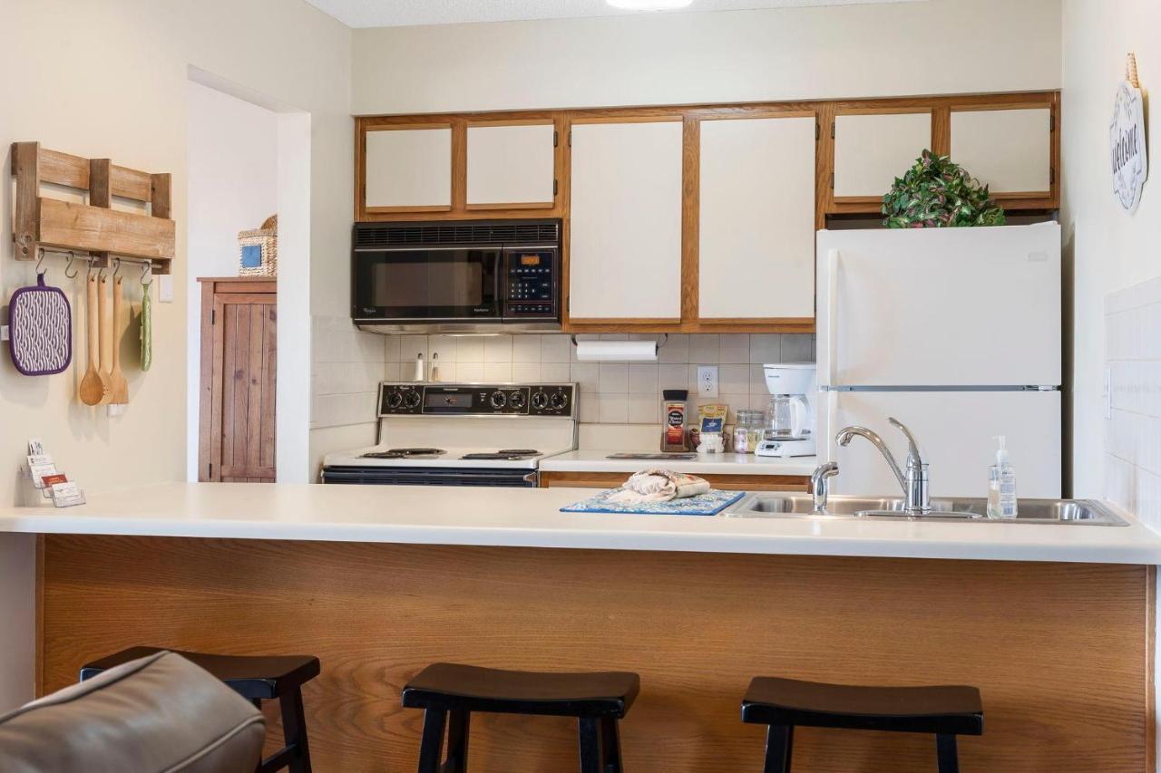 Black Walnut -- 405 Holiday home *