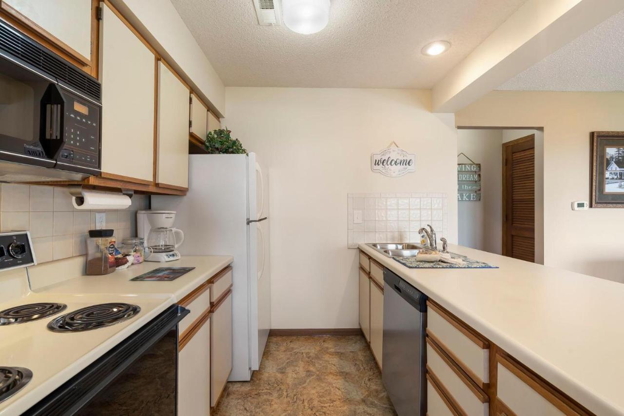 Black Walnut -- 405 Holiday home