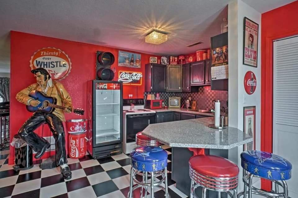 King Apartment *