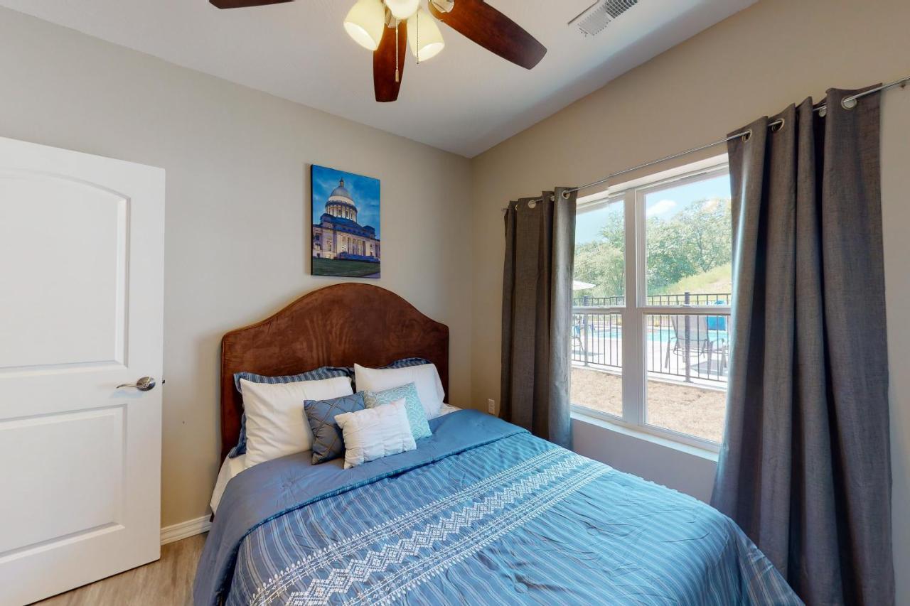Apartment Vinyards Terrace 3112 S Vineyards Terrace 1 *