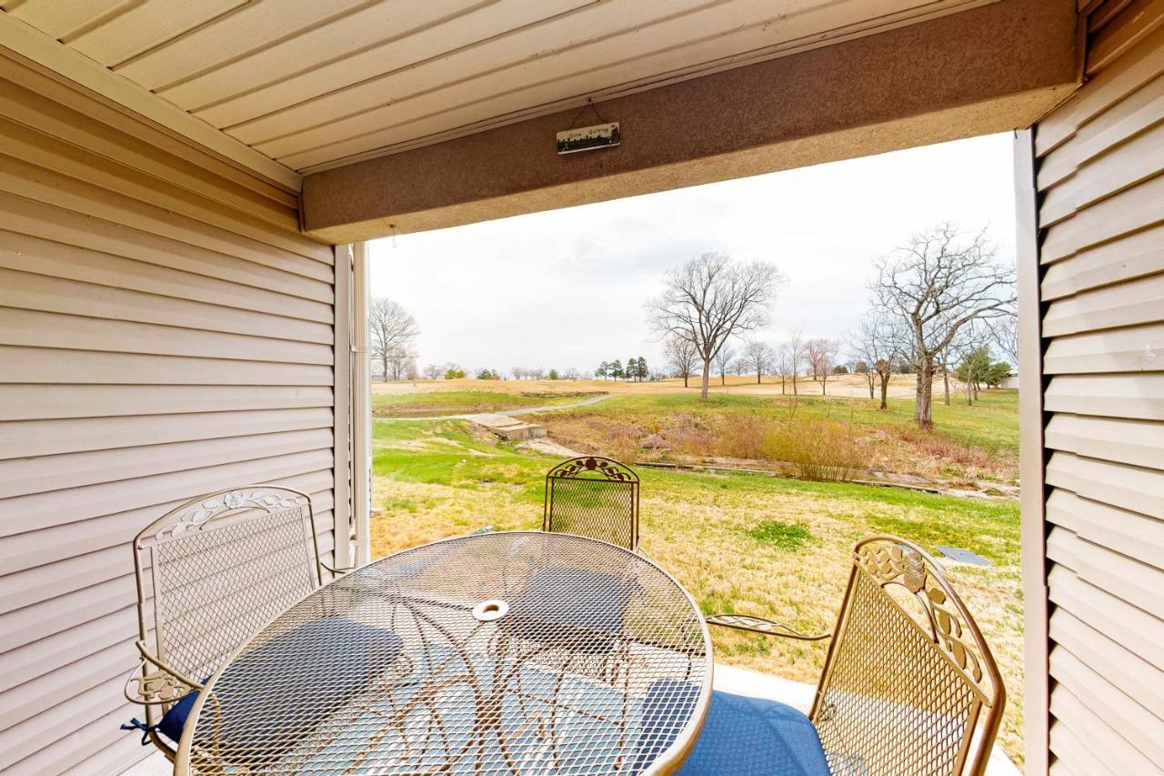 Golf-front At Hills Apartment Branson