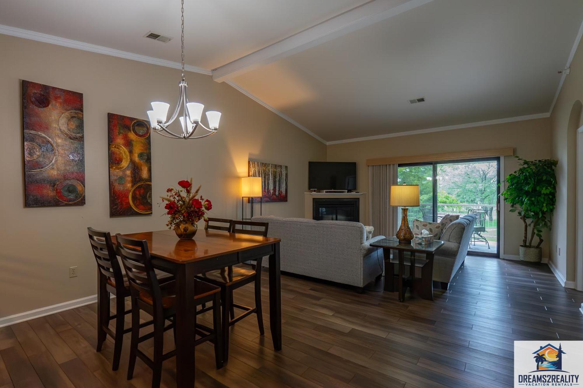 2br - 2 Pools - Close To The Strip - Free Tickets Included - Fha-27 *