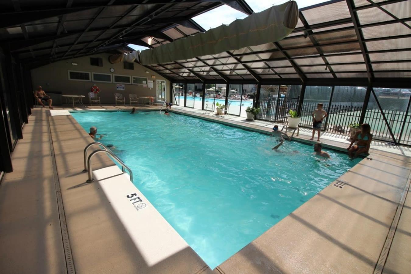 Apartment At Pointe Royale With Indoor Pool And Hot Tub Walking Distance To Clubhouse