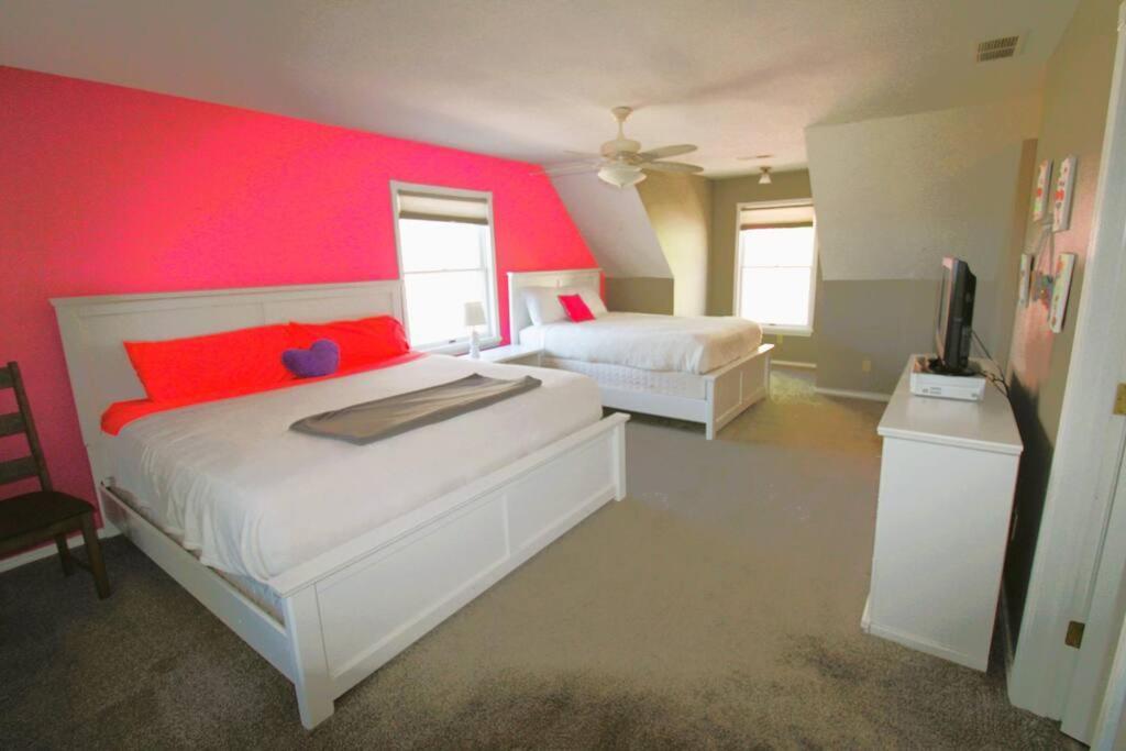 Hummingbird Hideaway * Branson