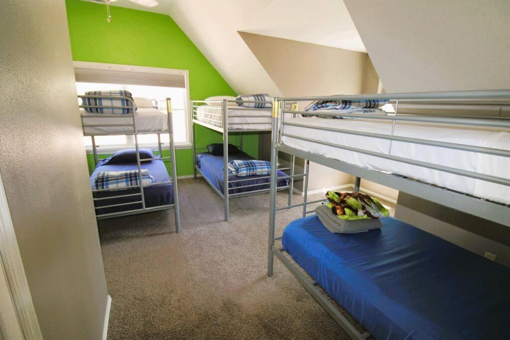 Hummingbird Hideaway Holiday home Branson