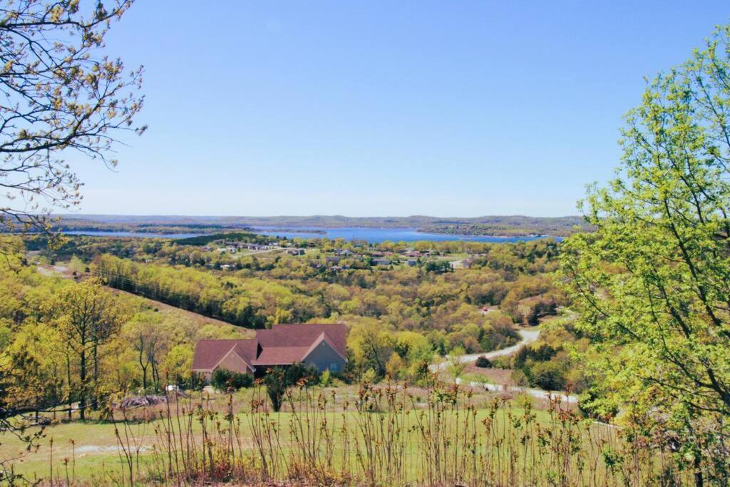 Holiday home Hummingbird Hideaway Branson