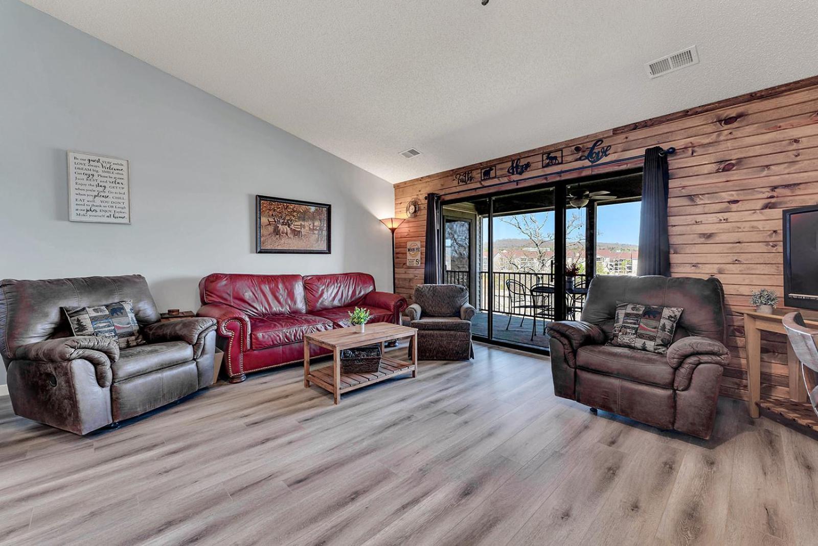 Pointe Royale Condo-table Rock Lake-free Golf *