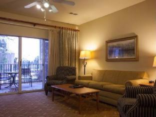Resort Club Wyndham At The Falls Branson