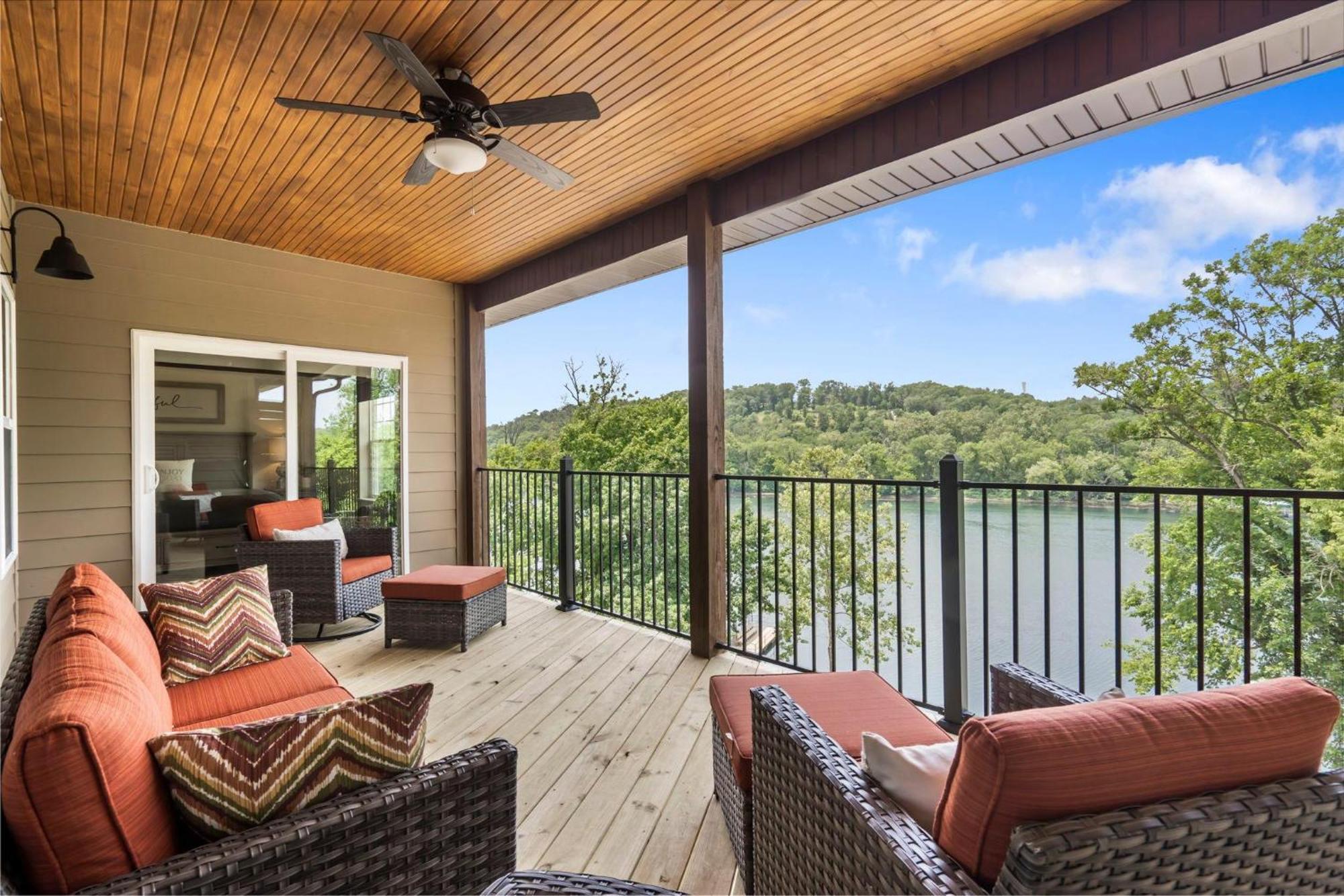 Holiday home Lakeshore Getaway *
