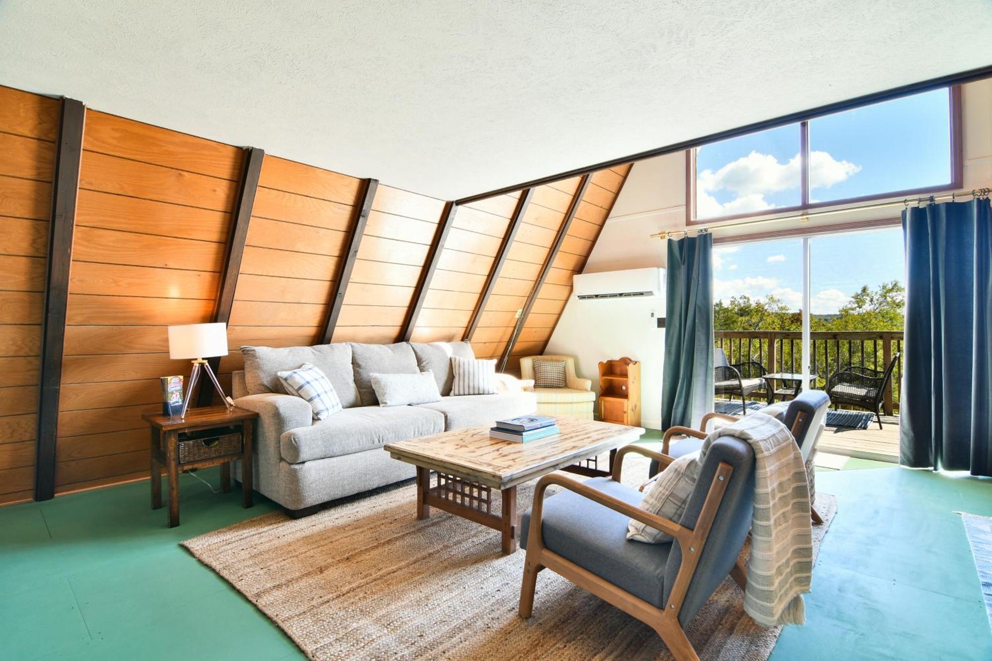 A-frame Of Mind In The Ozarks Holiday home