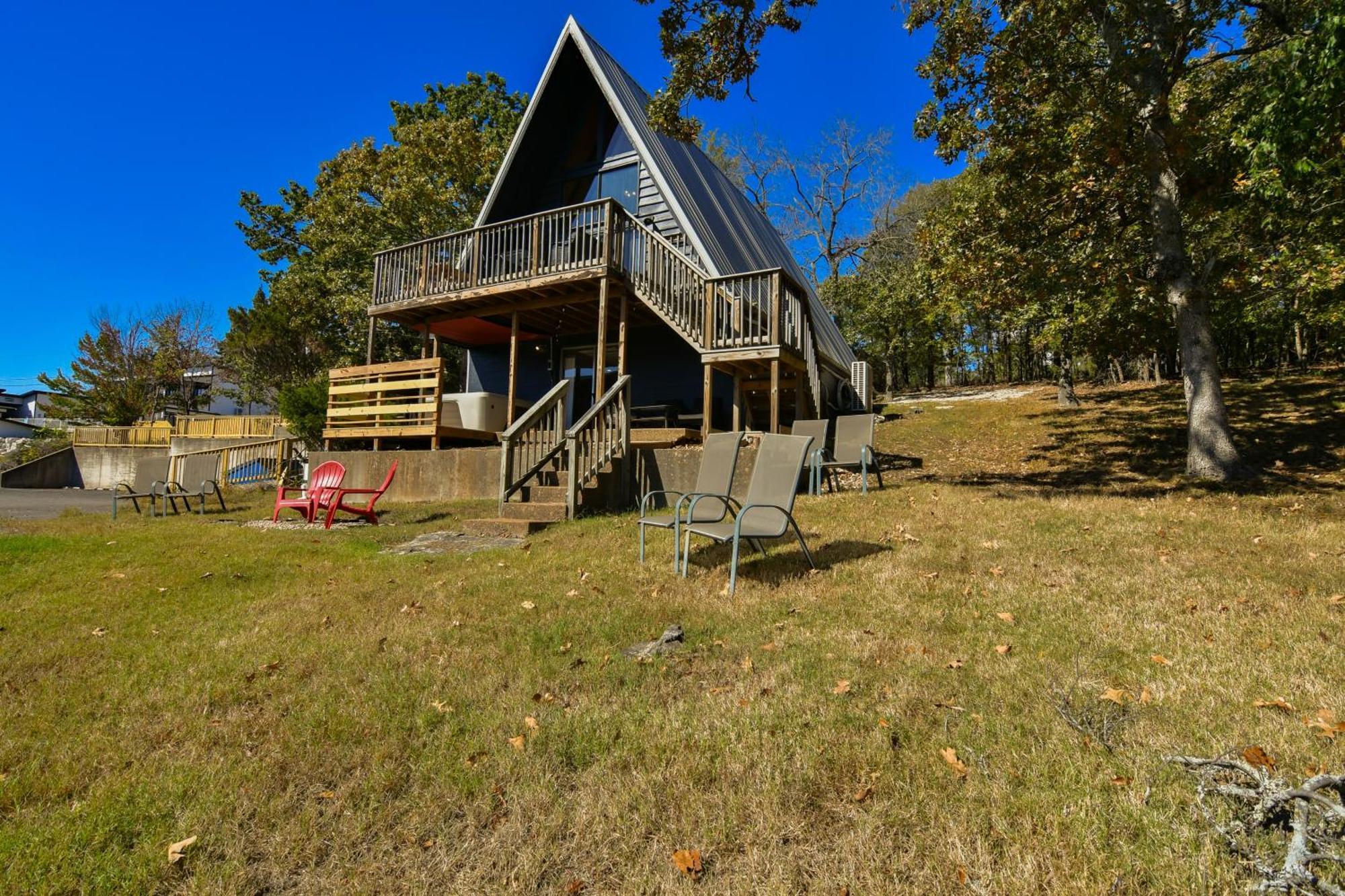 A-frame Of Mind In The Ozarks Holiday home *