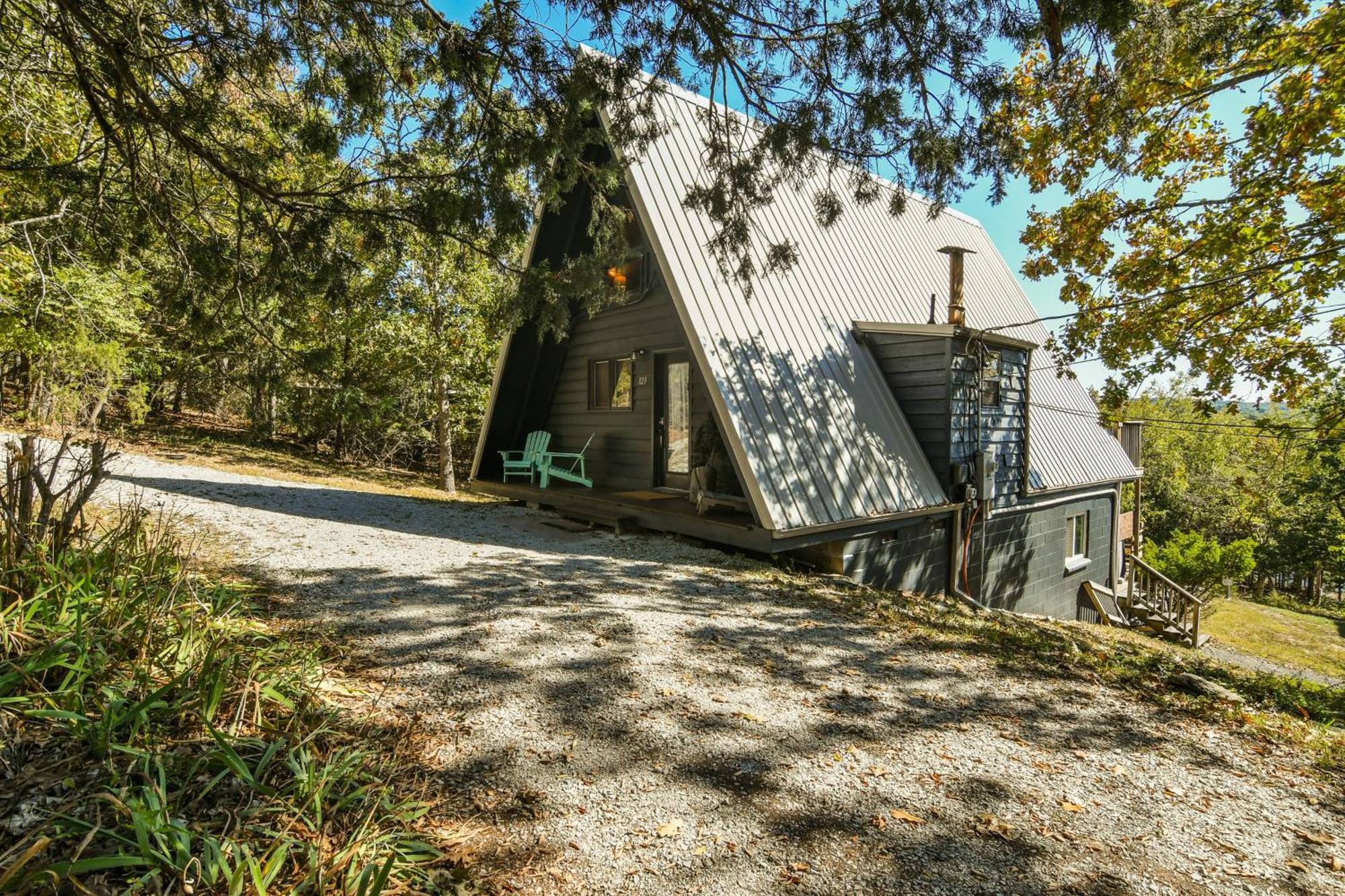A-frame Of Mind In The Ozarks Holiday home *