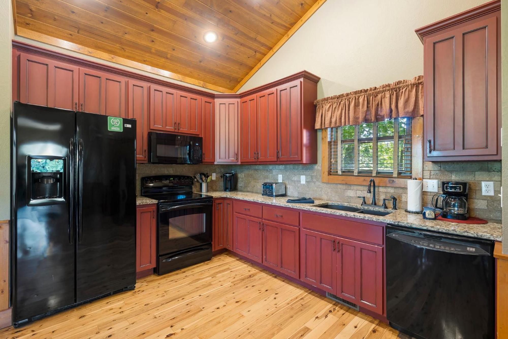 Taneycomo Upgraded Luxurious, Free Daily Fun, Adirondack Lodge, Beautiful Views! Free Sdc Tickets Holiday home Branson