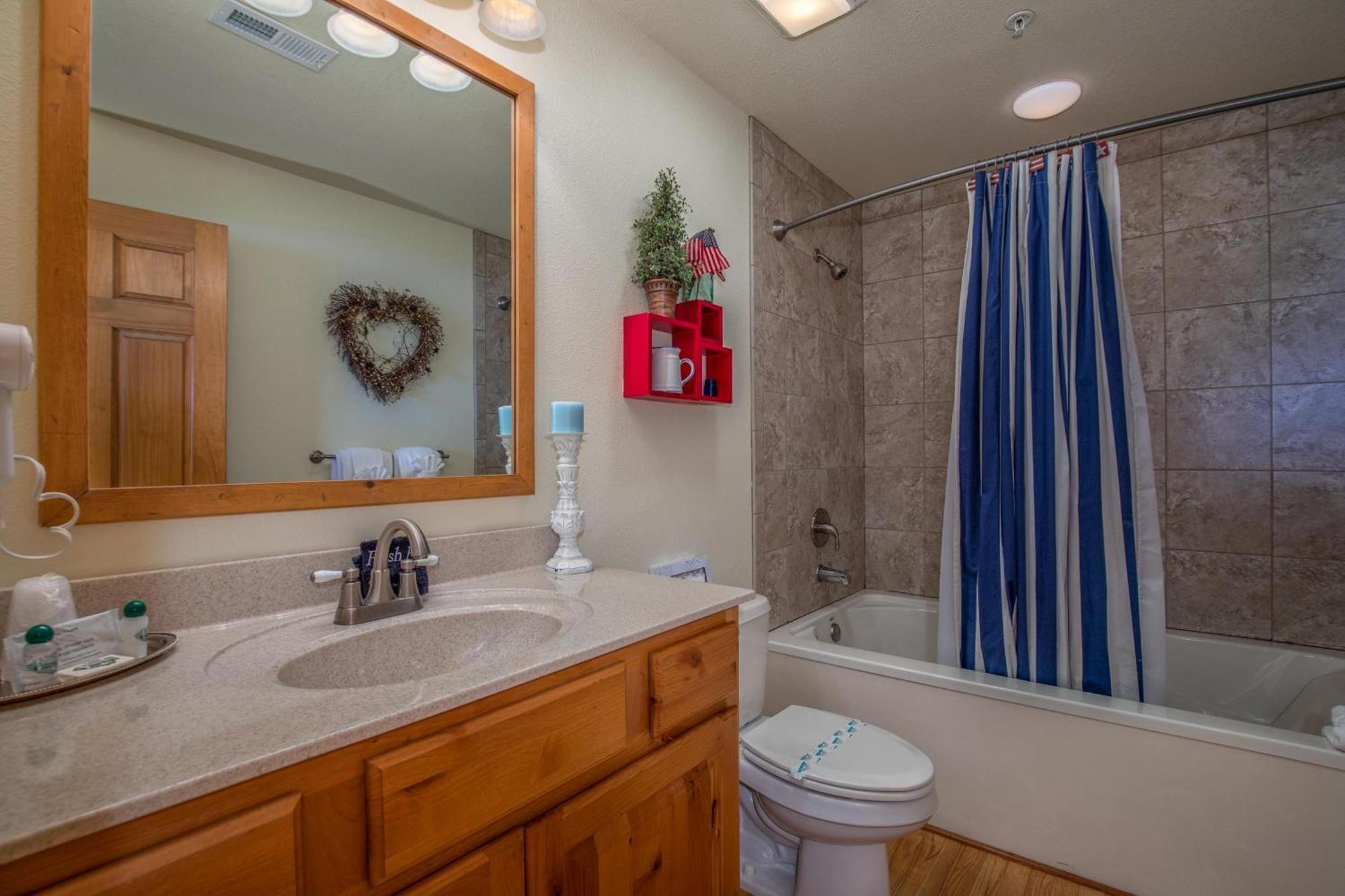 2br+loft Village At Indian 1710 Point Near Sdc-free Tickets Daily Up To $500 Holiday home