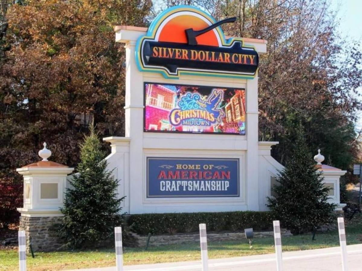 Spring Break Special! By Sdc, No Stairs, Lake, 21-3 Apartment *