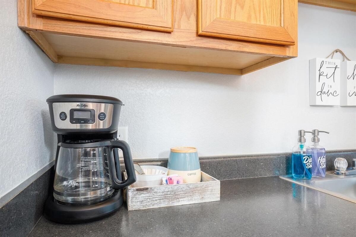 Apartment Spring Break Special! Between Strip & Sdc, 2901-5