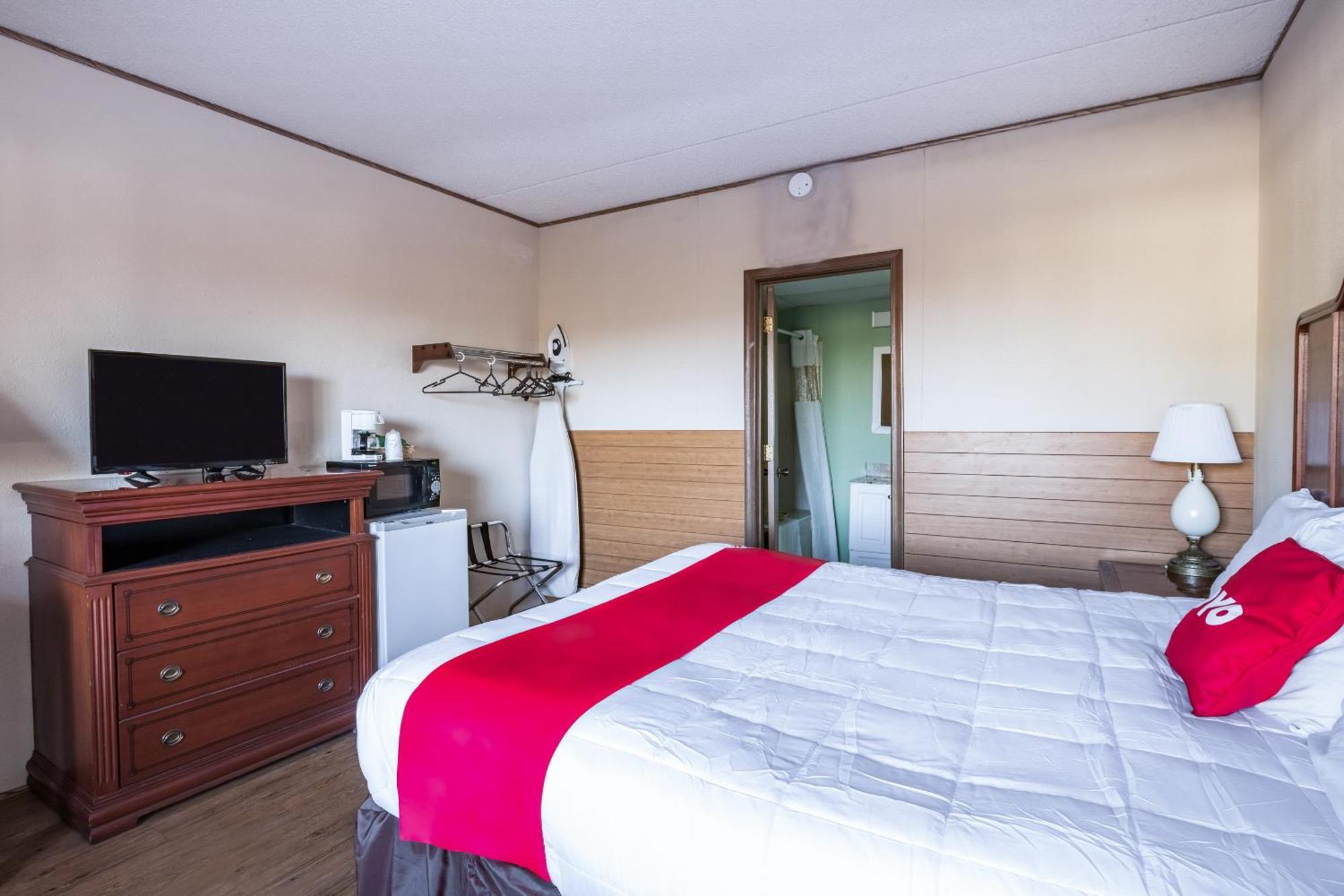 Hotel Oyo Windmill Branson