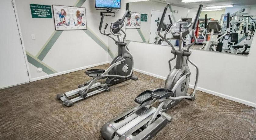 Surrey's Carriage Place Resort Branson