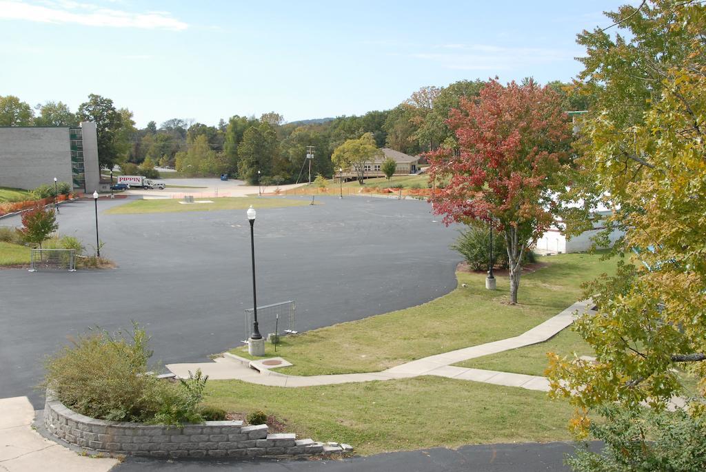 Hotel Ramada And Branson