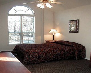 Surrey's Carriage Place Resort