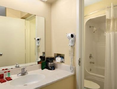 Hotel Ramada And 2*