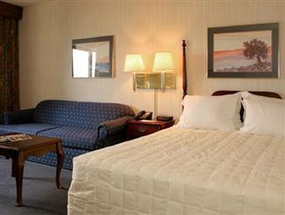 Of The Ozarks Hotel