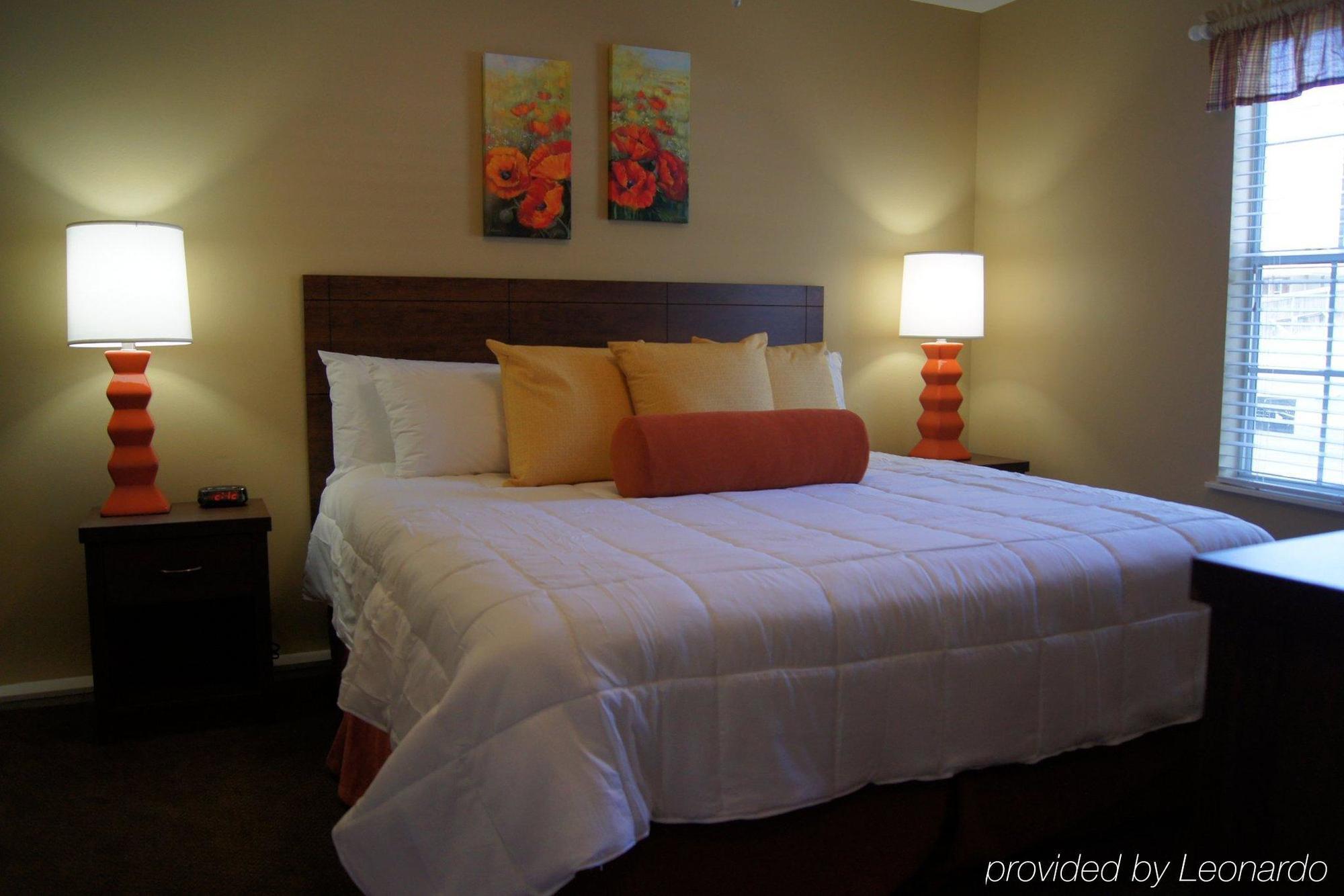 Surrey's Carriage Place Resort Branson