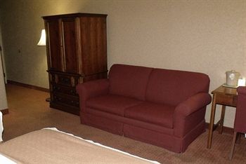 Grand Oaks Hotel 3*