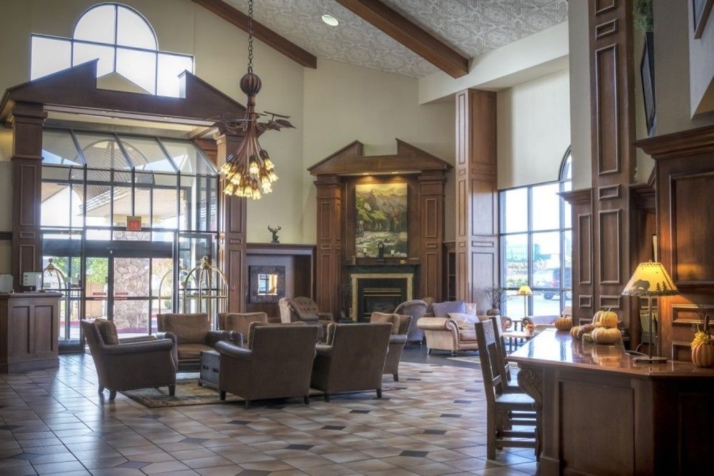 Hotel Of The Ozarks