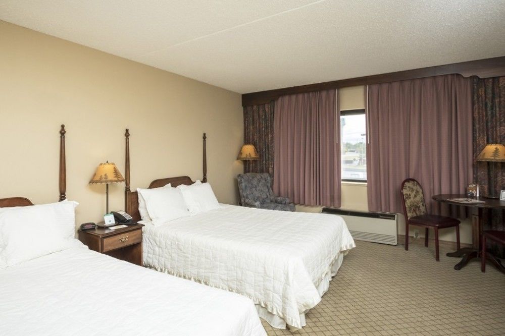 Of The Ozarks Hotel