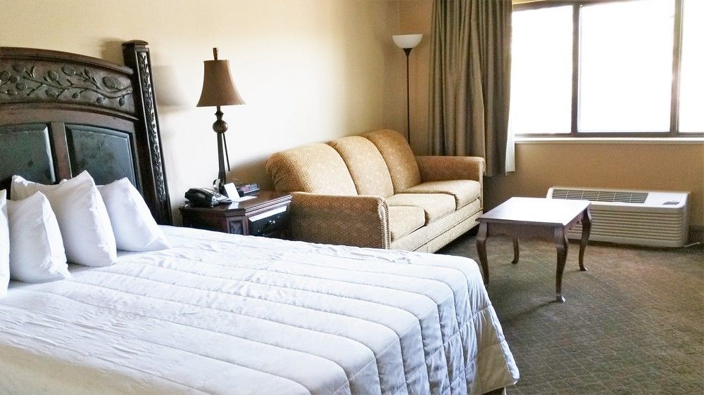 Of The Ozarks Hotel