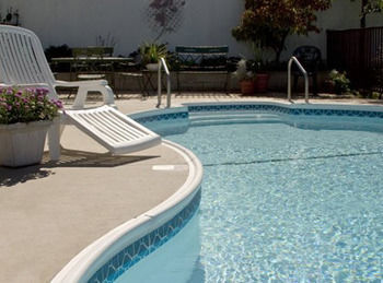 Rosebud 3* Branson