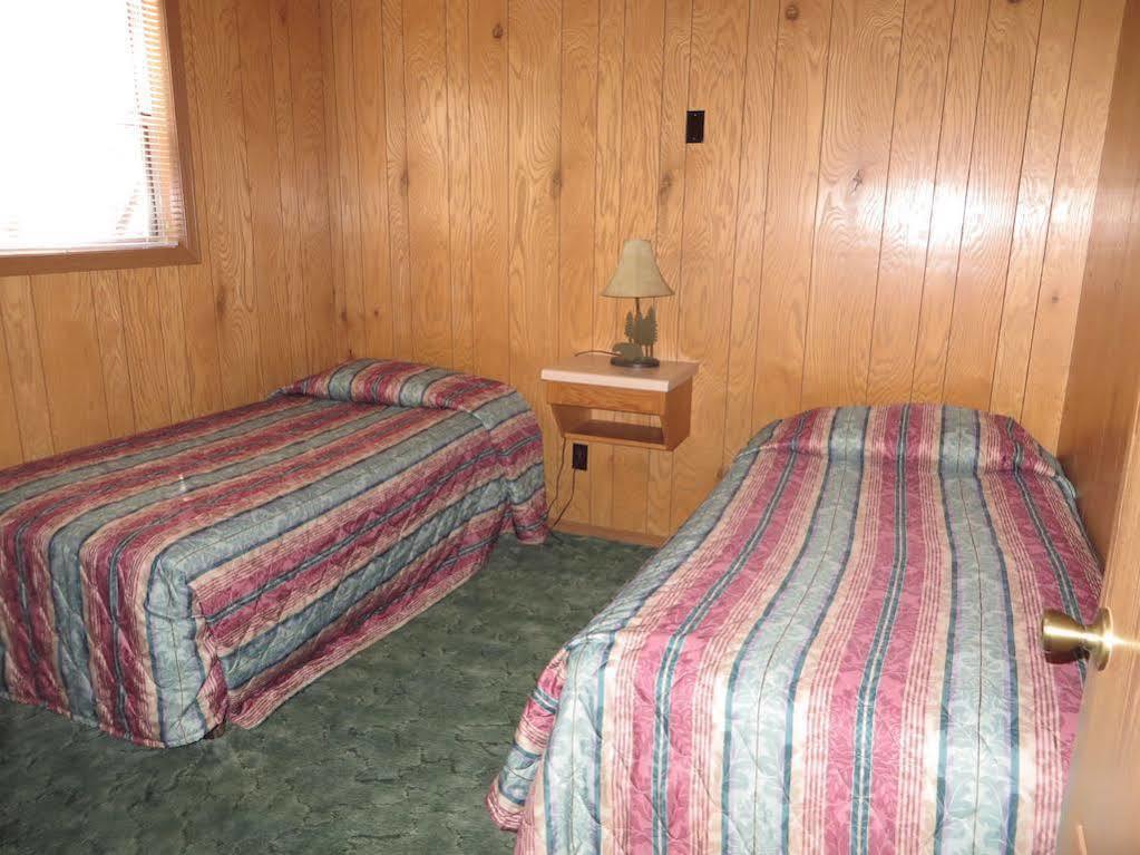 Cardinal Hill Cottages Hotel Branson