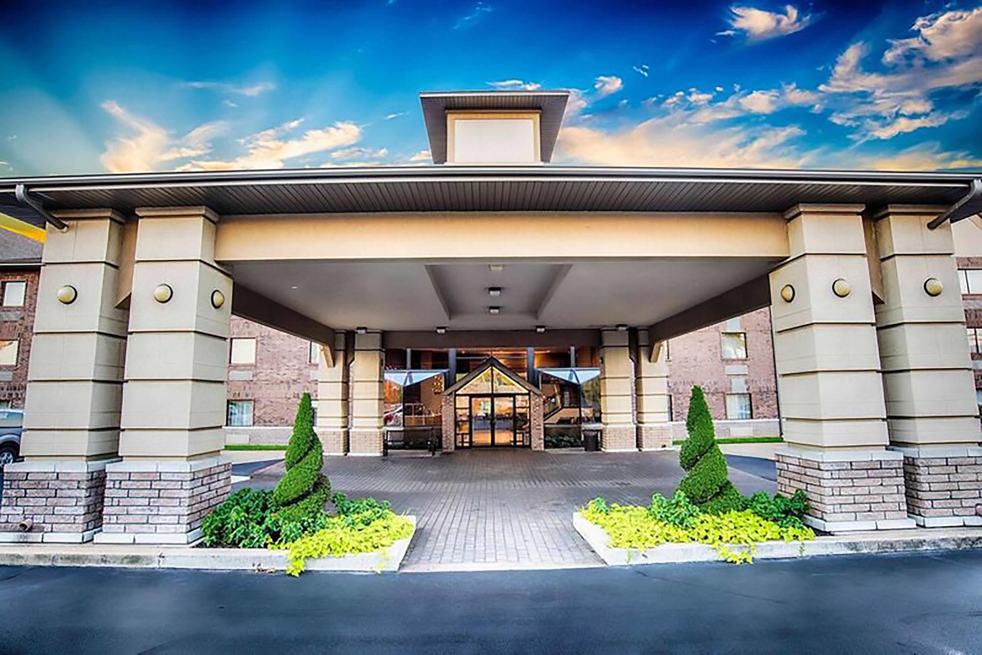 Hotel Grand Oaks Branson