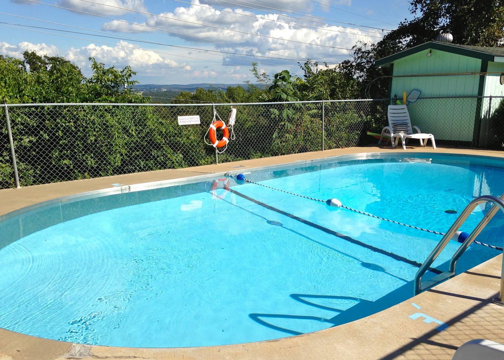 Hotel Ridgeview Branson