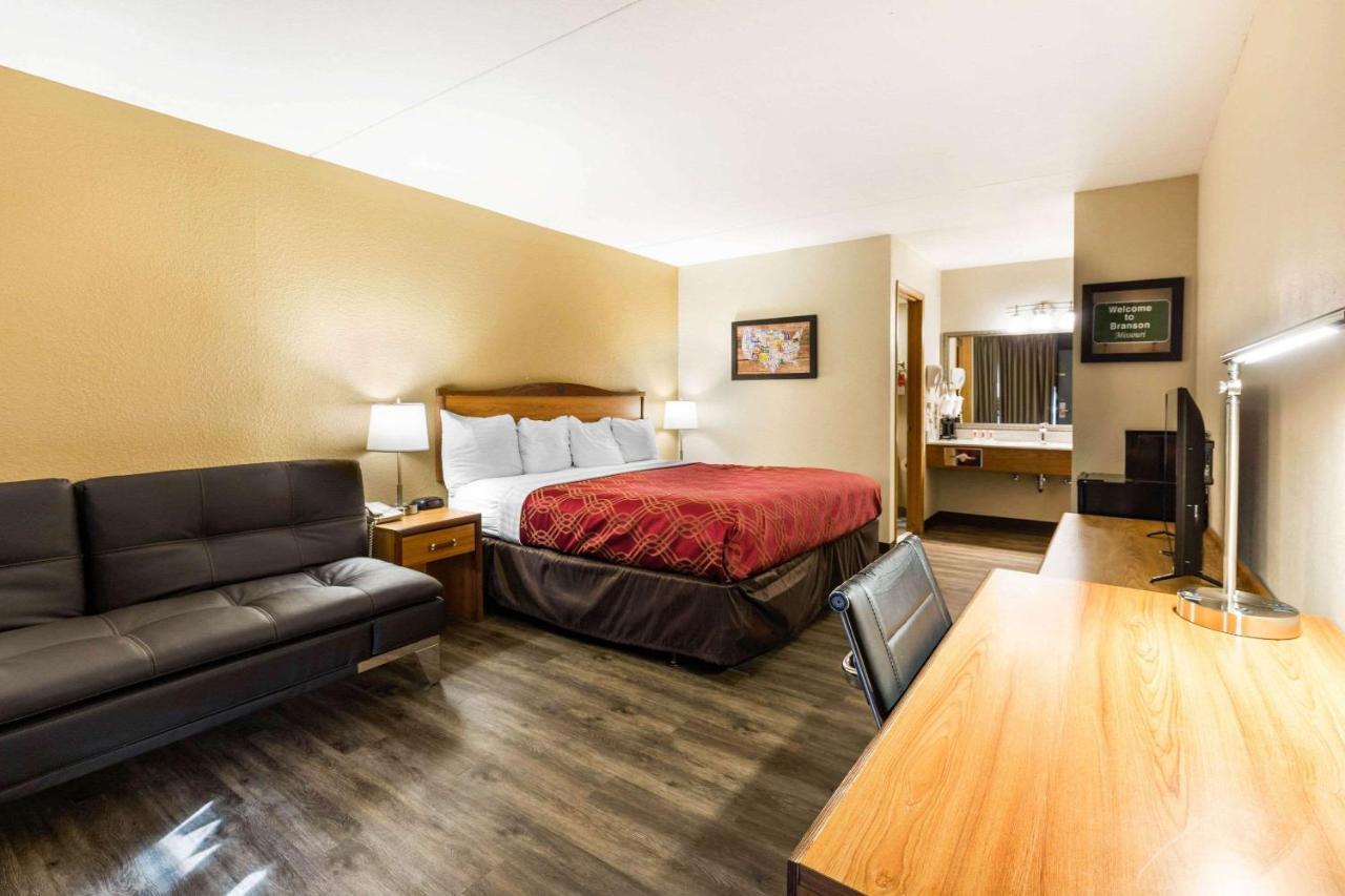 Hotel Econo & Shepherd Of The Hills Expy Branson