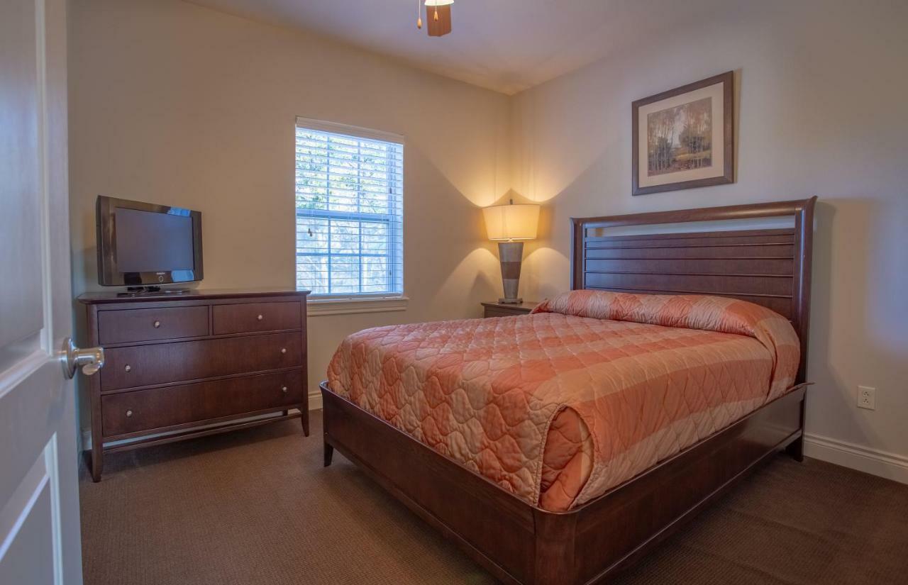 Quaint Quarters Villa Branson