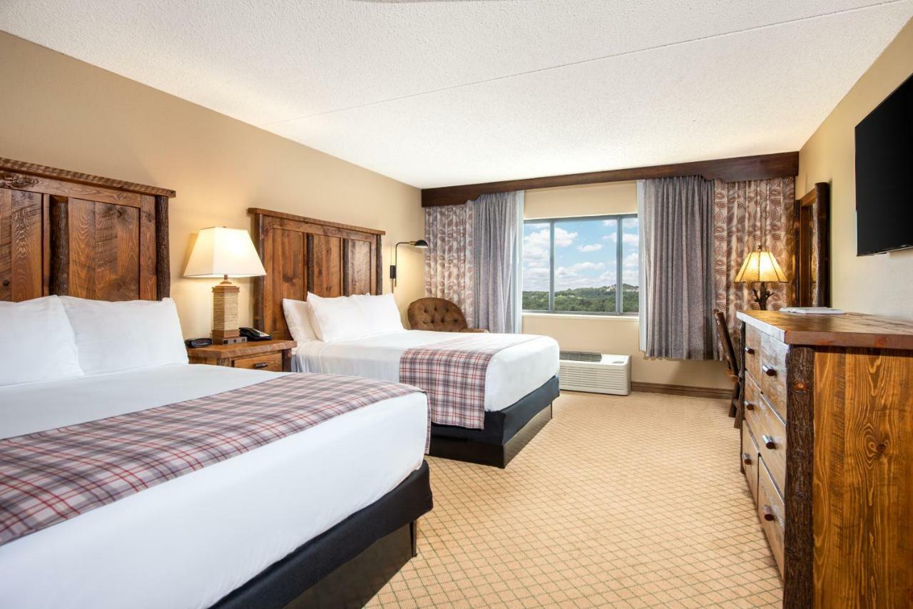 Of The Ozarks 3*