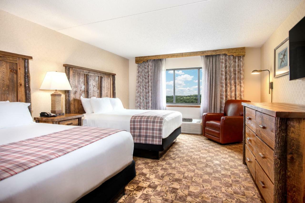 Of The Ozarks 3*