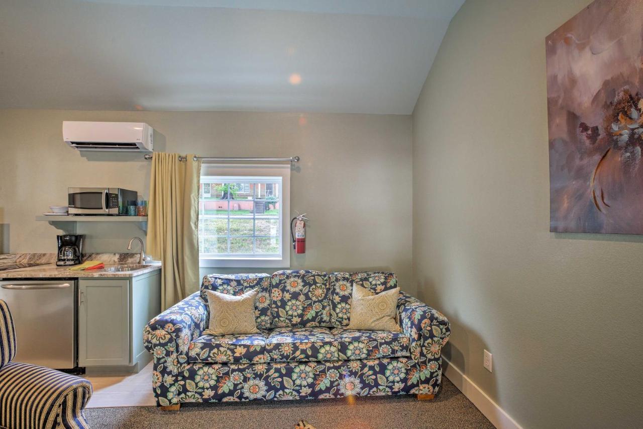 Downtown With Pool Access! *
