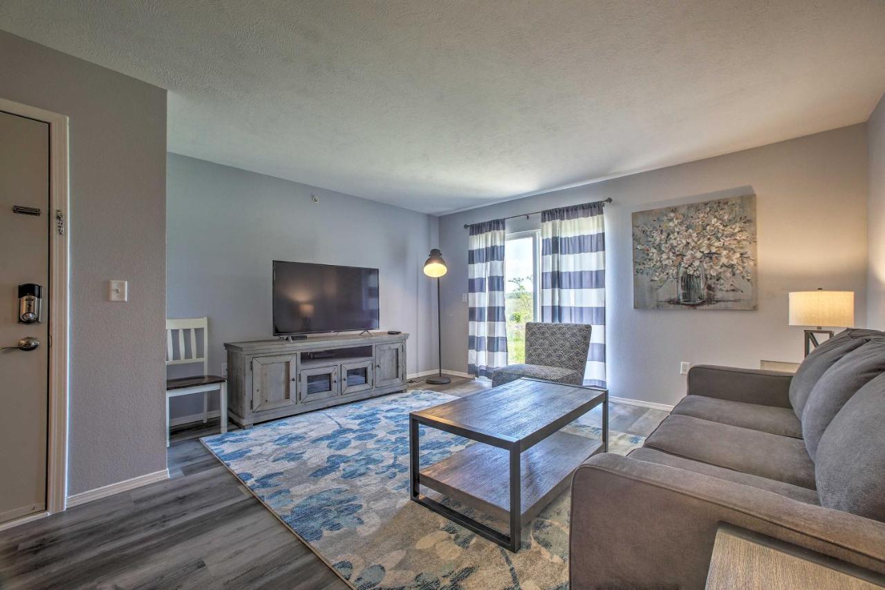 Apartment Cozy With Pool Access In The Heart Of Branson!