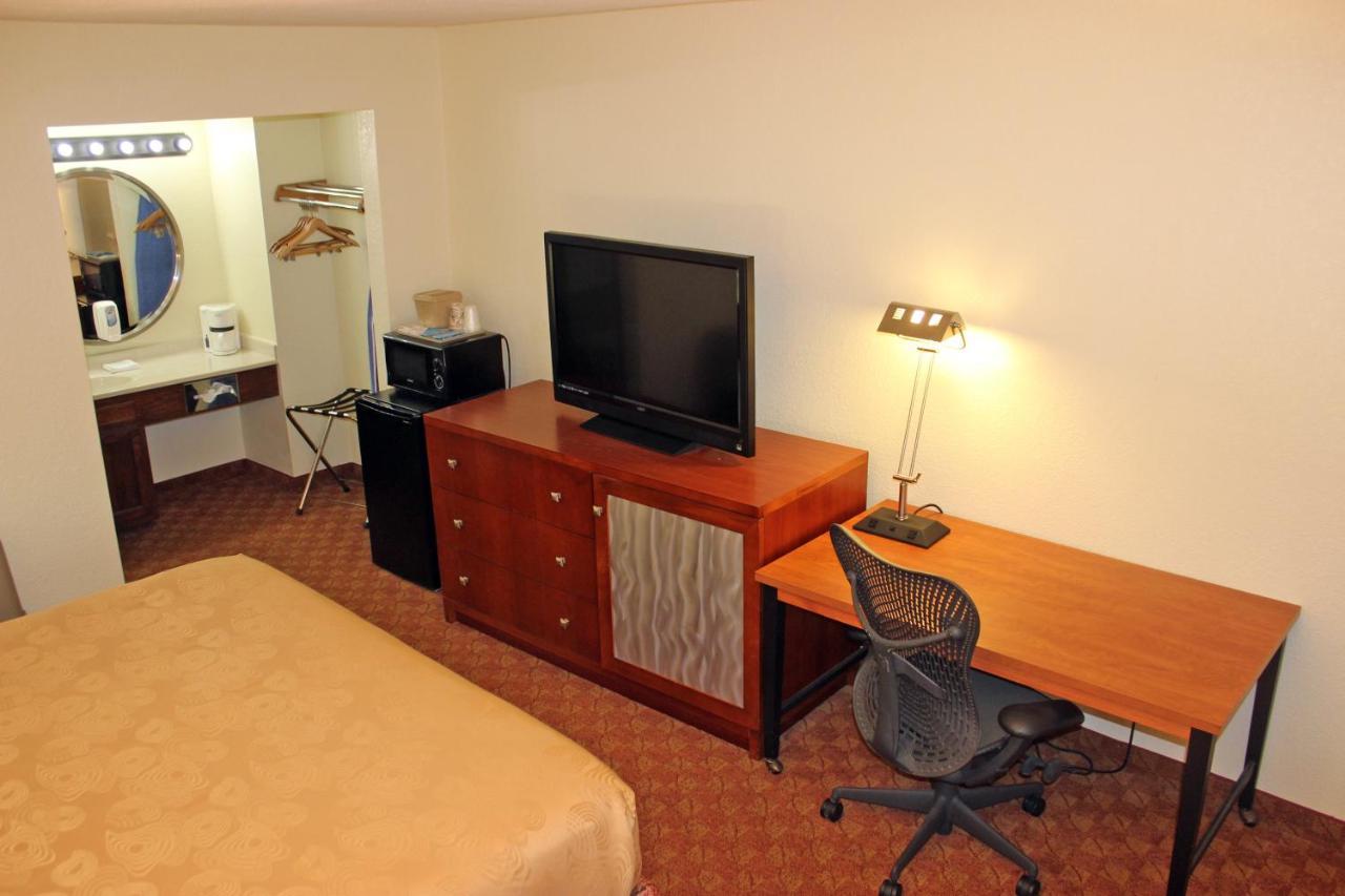 Hotel Angel - By The Strip 2*